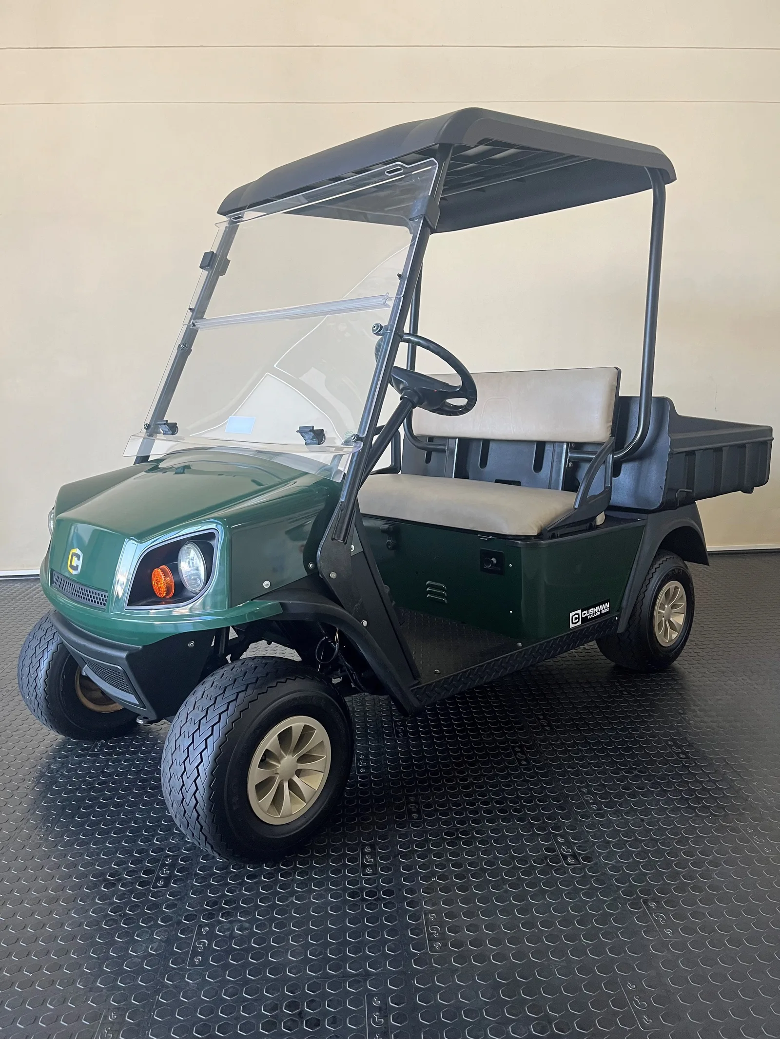 Refurbished Cushman Hauler 2-Seater Petrol