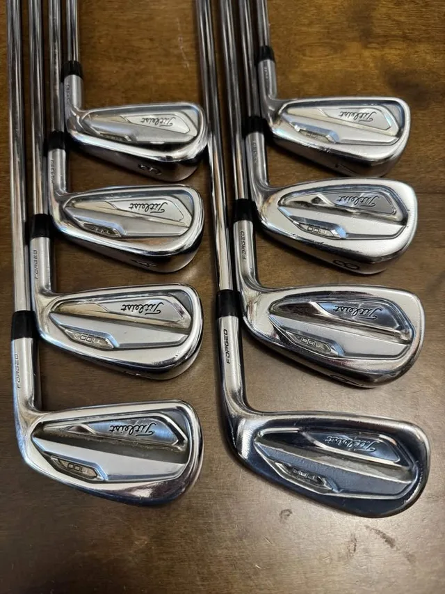 Titleist T100 Iron Set 3-PW. Stiff flex shafts